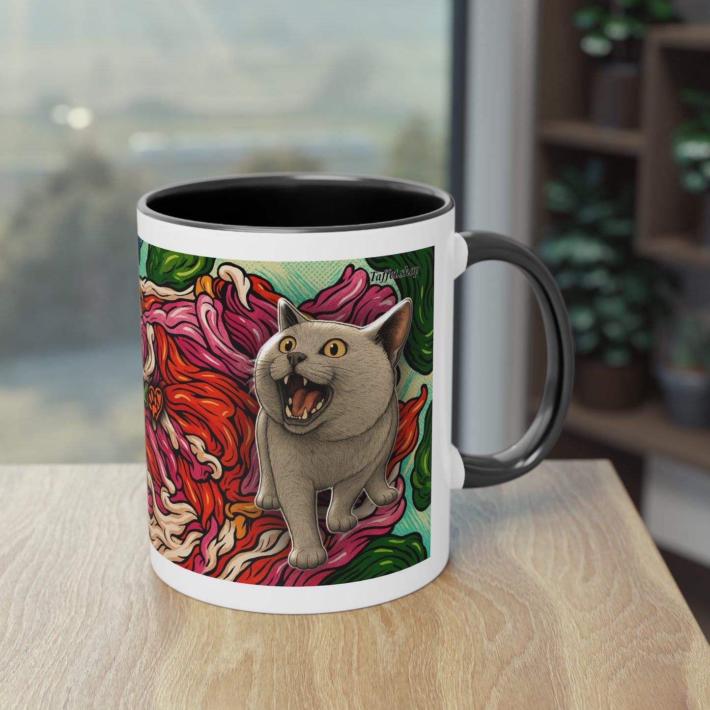 Tasse – Katze BKH/BSH mit Blume im Comic-Stil, 325 ml