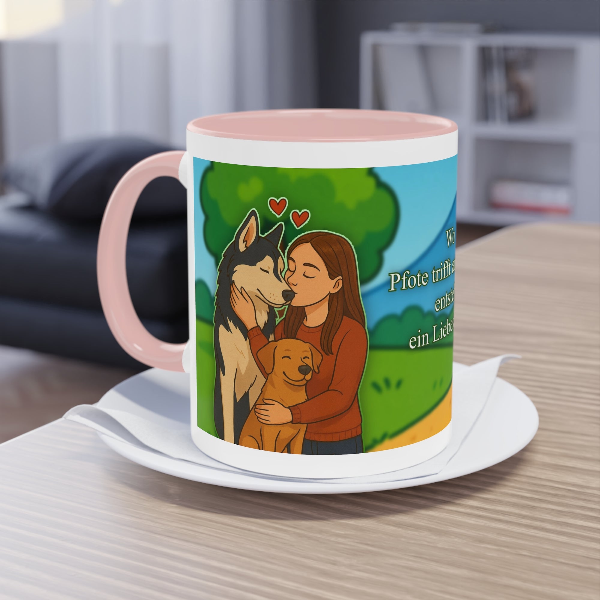 Tasse – „Hund und Katzenliebe mit Frau“ im Comic-Stil, 325 ml