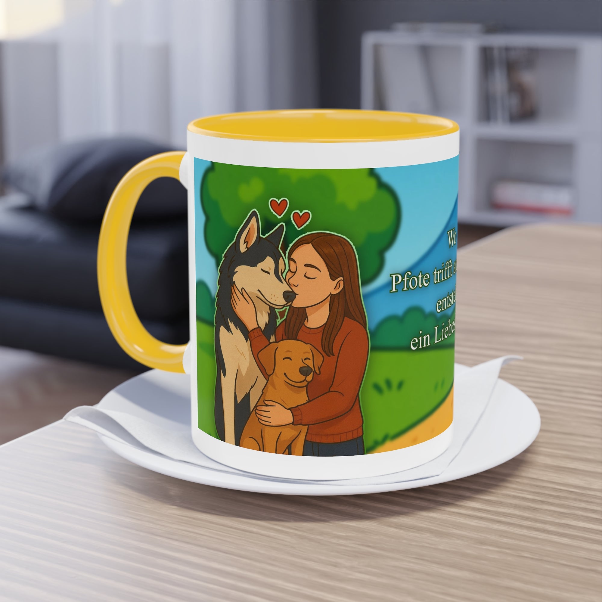 Tasse – „Hund und Katzenliebe mit Frau“ im Comic-Stil, 325 ml